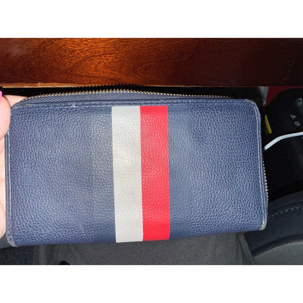 Tommy Hilfiger Zip Around Wallet Womens OS Navy Blue Striped Pebble Clutch